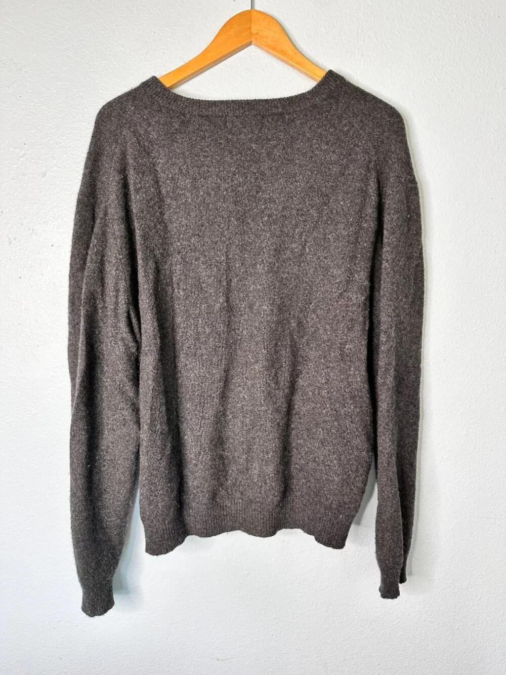 Pendleton Cashmere Gray V Neck Men's Pullover Sweater XL - Picture 4 of 4